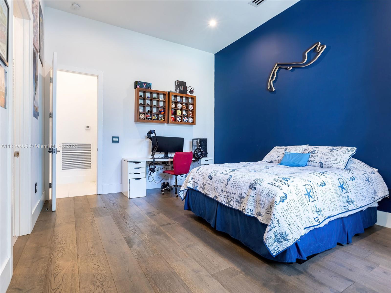 PINE TREE ESTATES - Residential