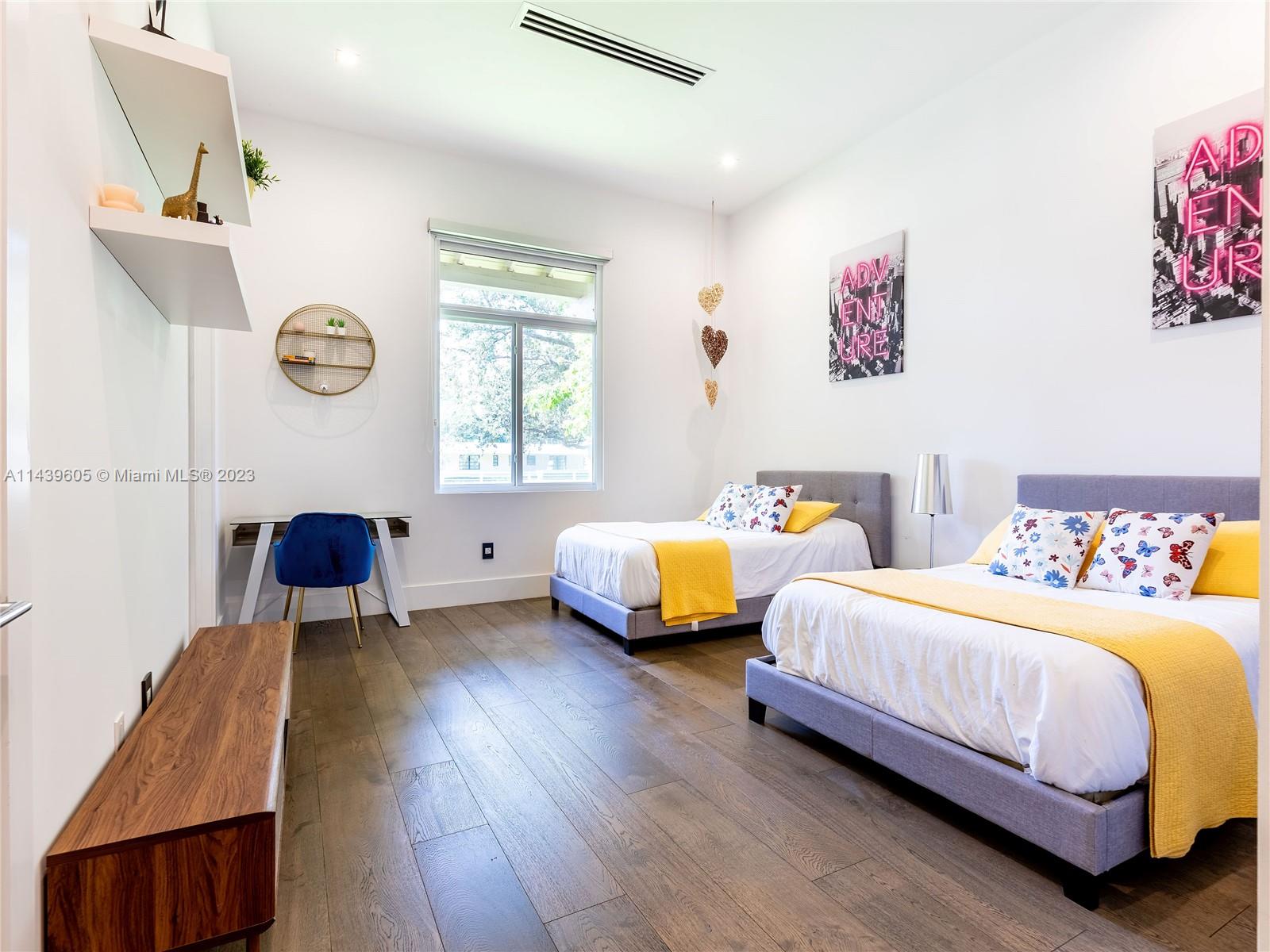 PINE TREE ESTATES - Residential