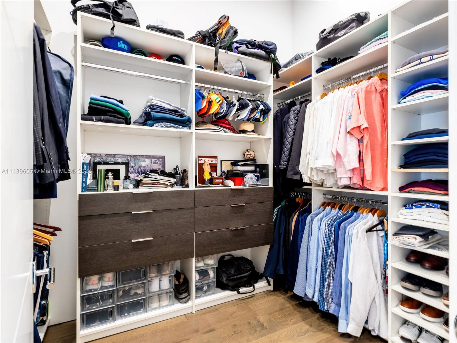 PINE TREE ESTATES - Residential