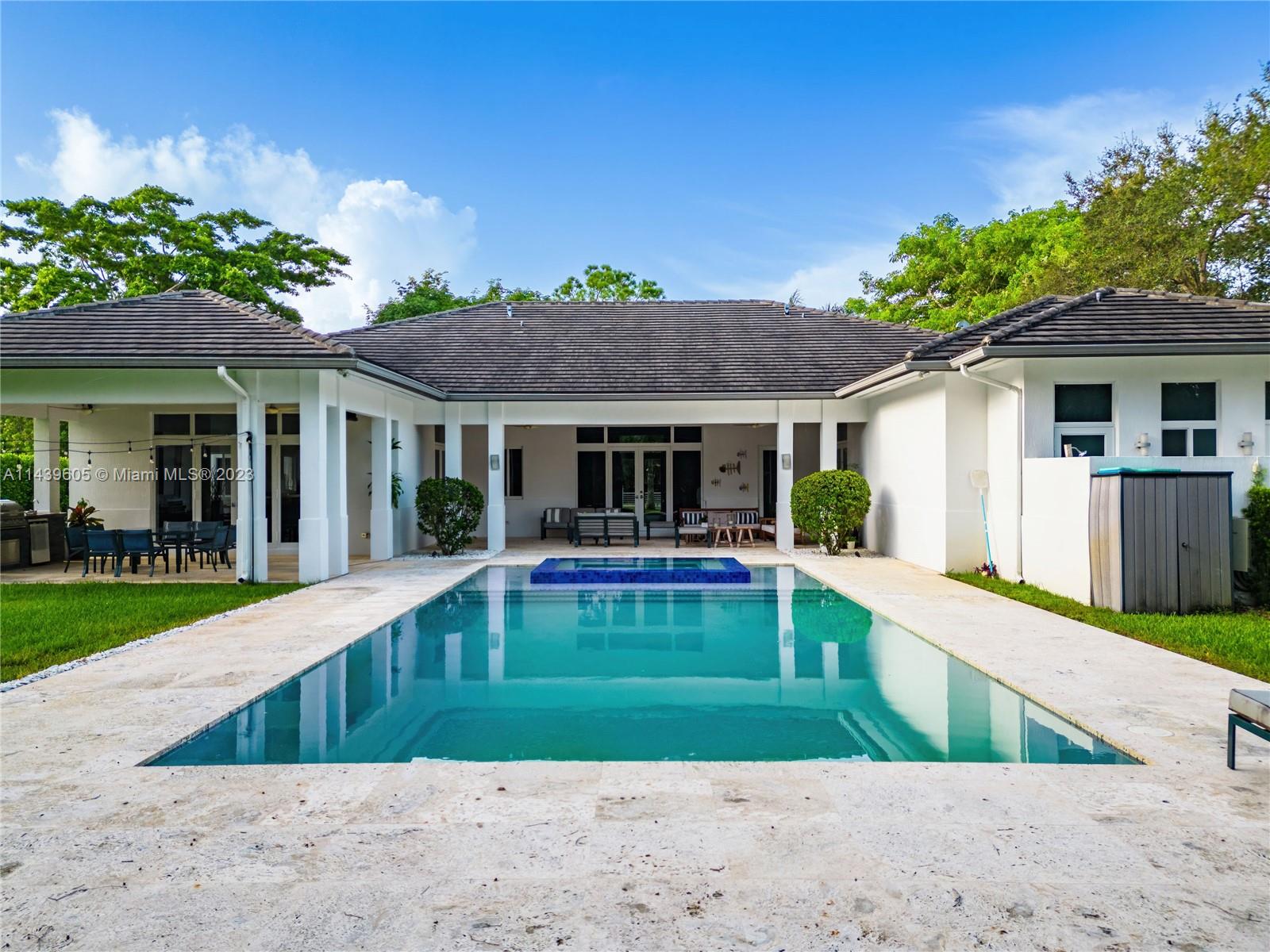 PINE TREE ESTATES - Residential