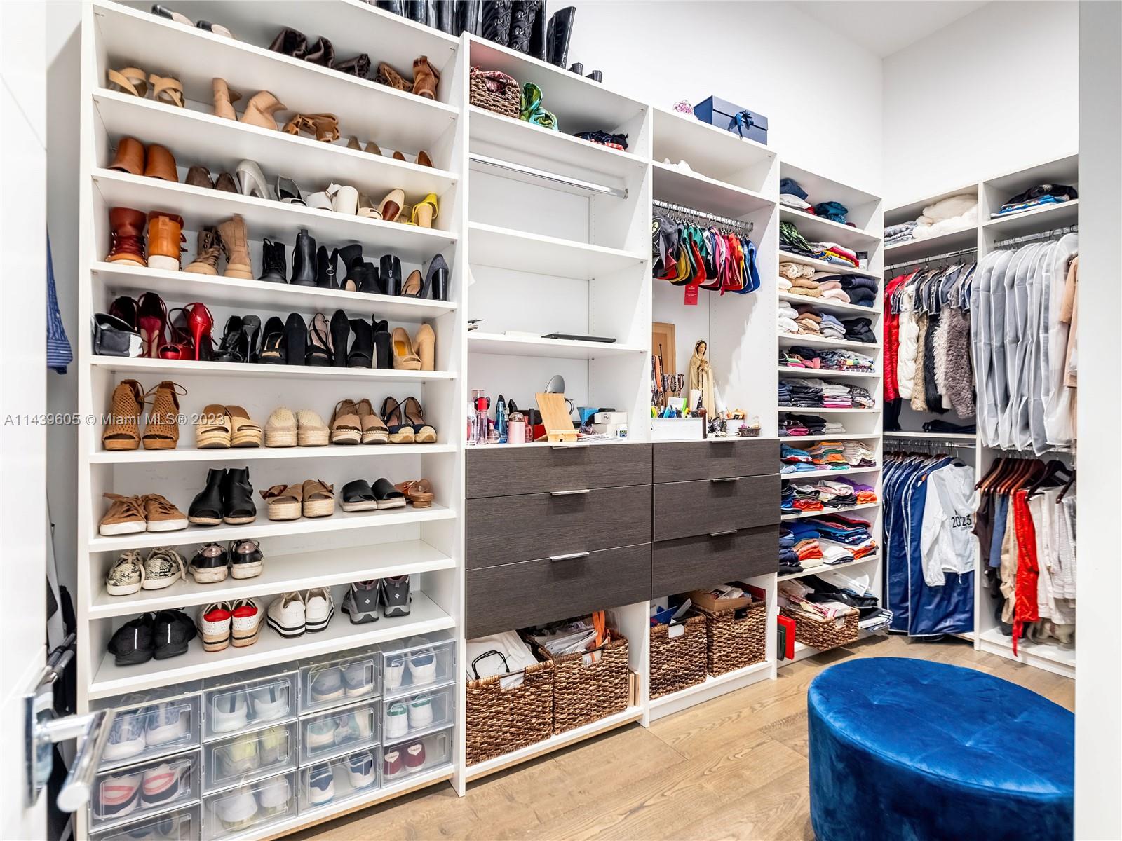 PINE TREE ESTATES - Residential