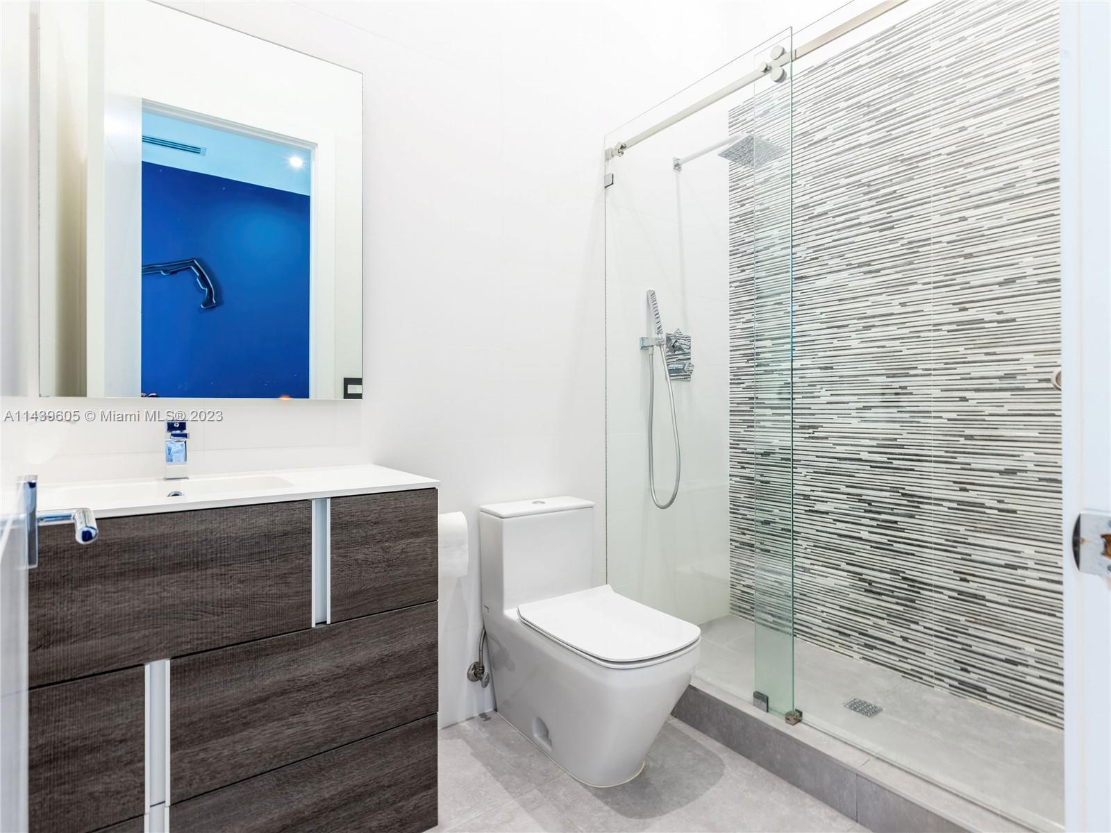 PINE TREE ESTATES - Residential