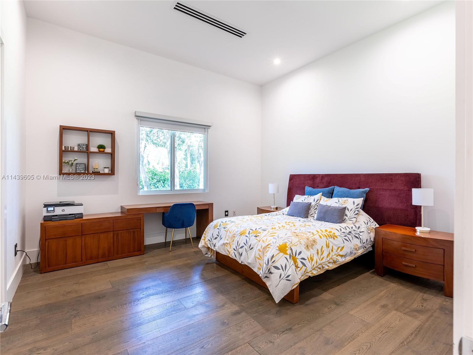 PINE TREE ESTATES - Residential