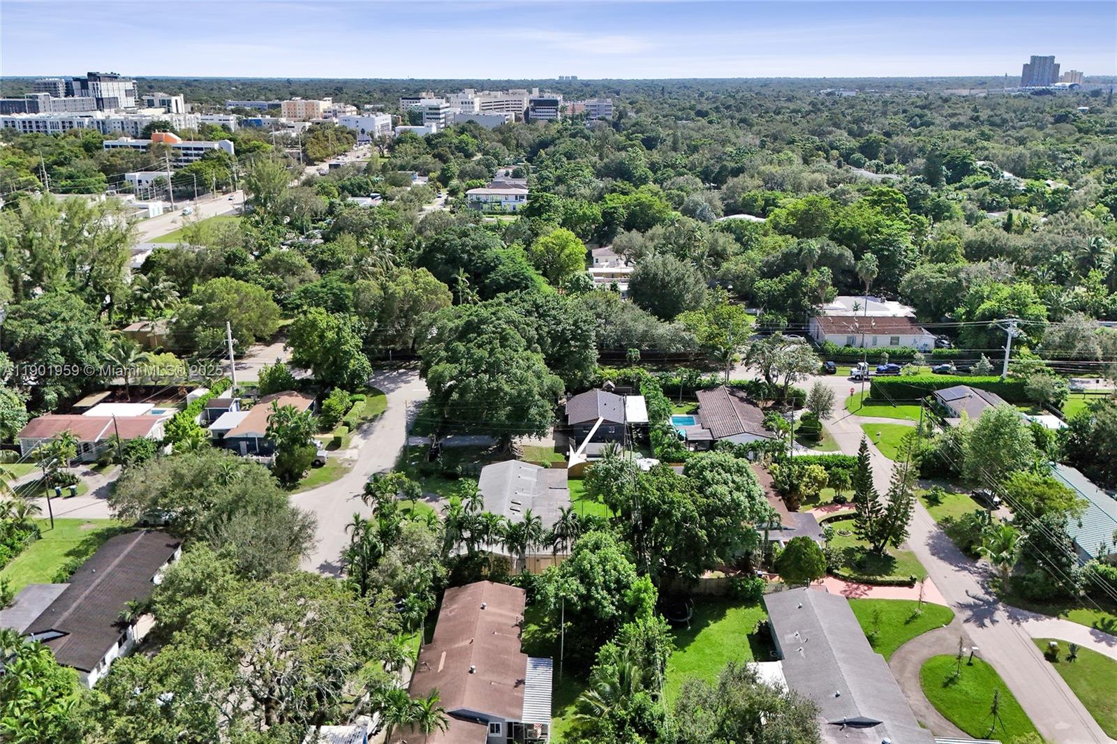 TWIN LAKE MANOR SUB - Residential
