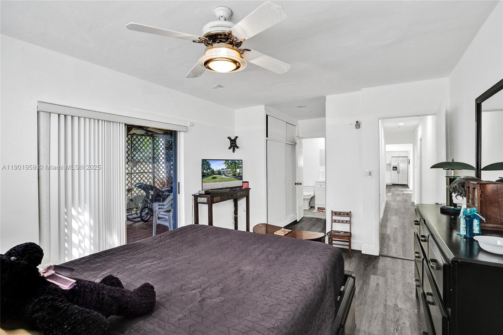 TWIN LAKE MANOR SUB - Residential