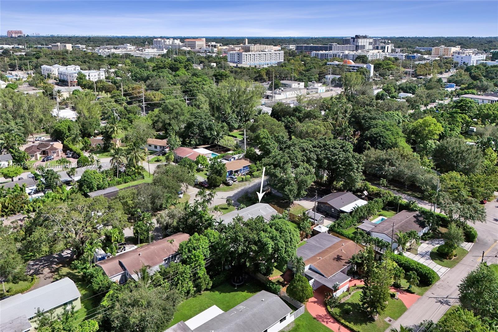 TWIN LAKE MANOR SUB - Residential