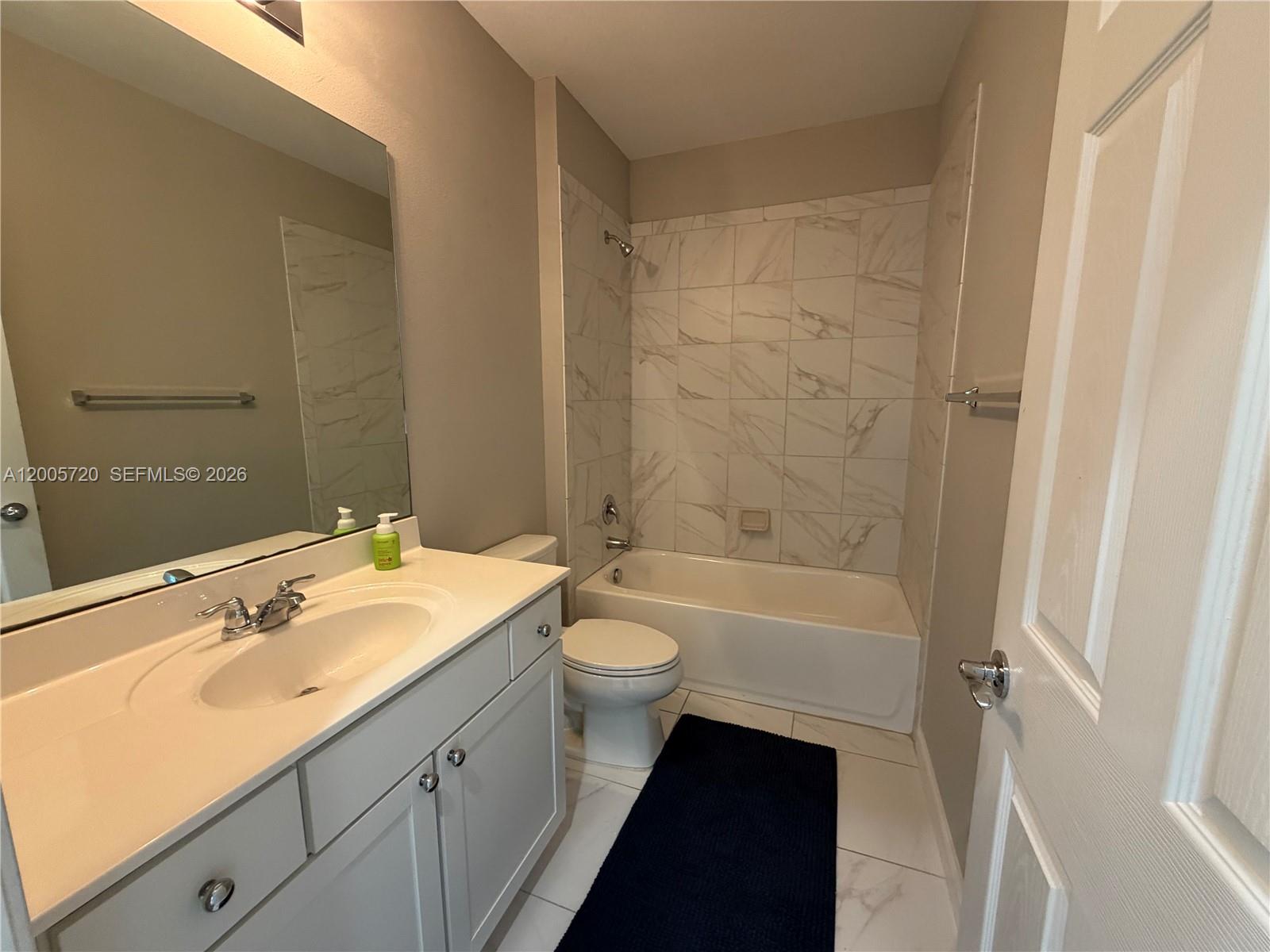 VIZCAYA FALLS PLAT 3 - Residential