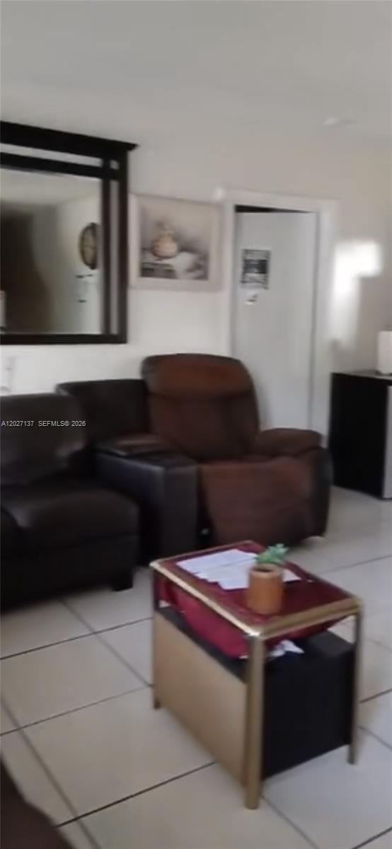 15814 SW 305th Ter, Homestead, FL, 33033/$459,000 2 15814 SW 305th Ter