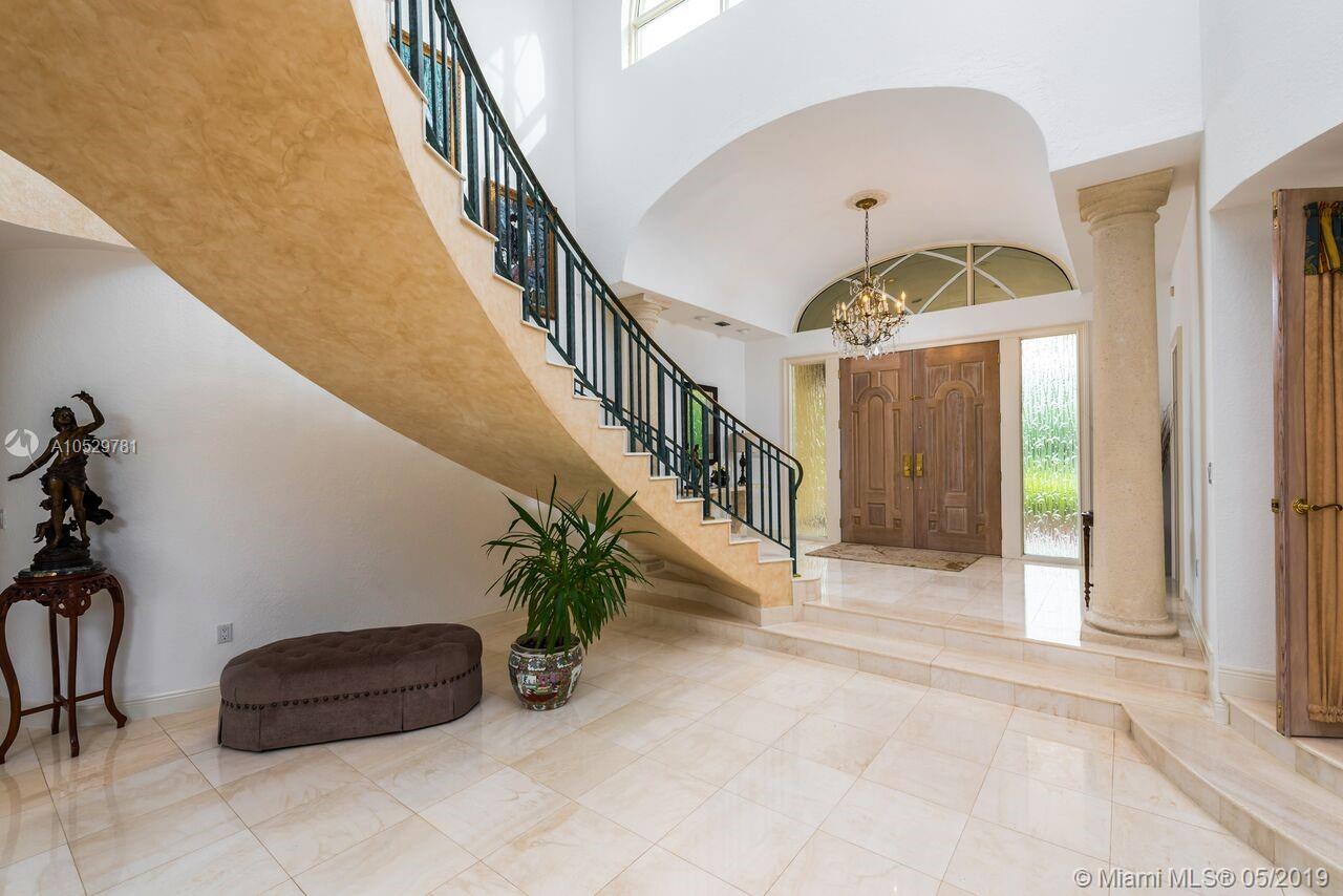 GOLDEN BEACH SEC F - Residential