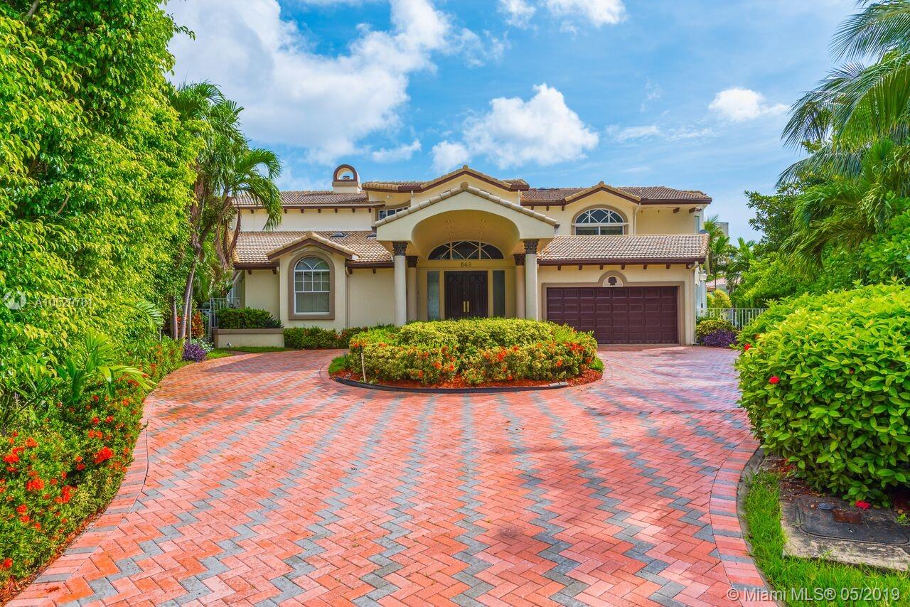 GOLDEN BEACH SEC F - Residential