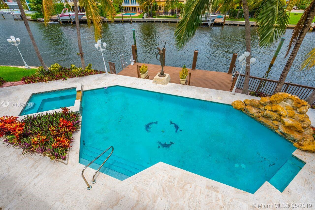 GOLDEN BEACH SEC F - Residential