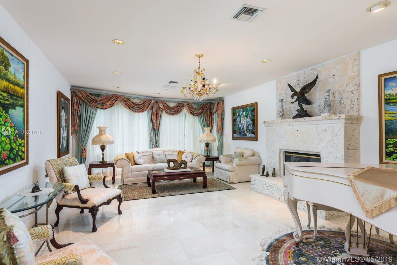 GOLDEN BEACH SEC F - Residential