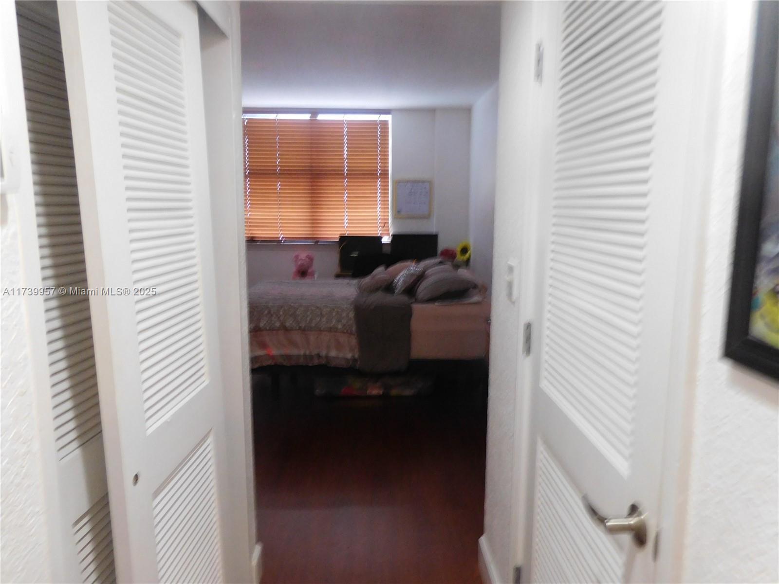 401 BLU OF NORTH BEACH CO - Residential