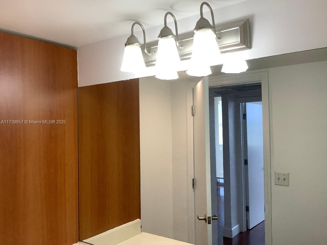 401 BLU OF NORTH BEACH CO - Residential