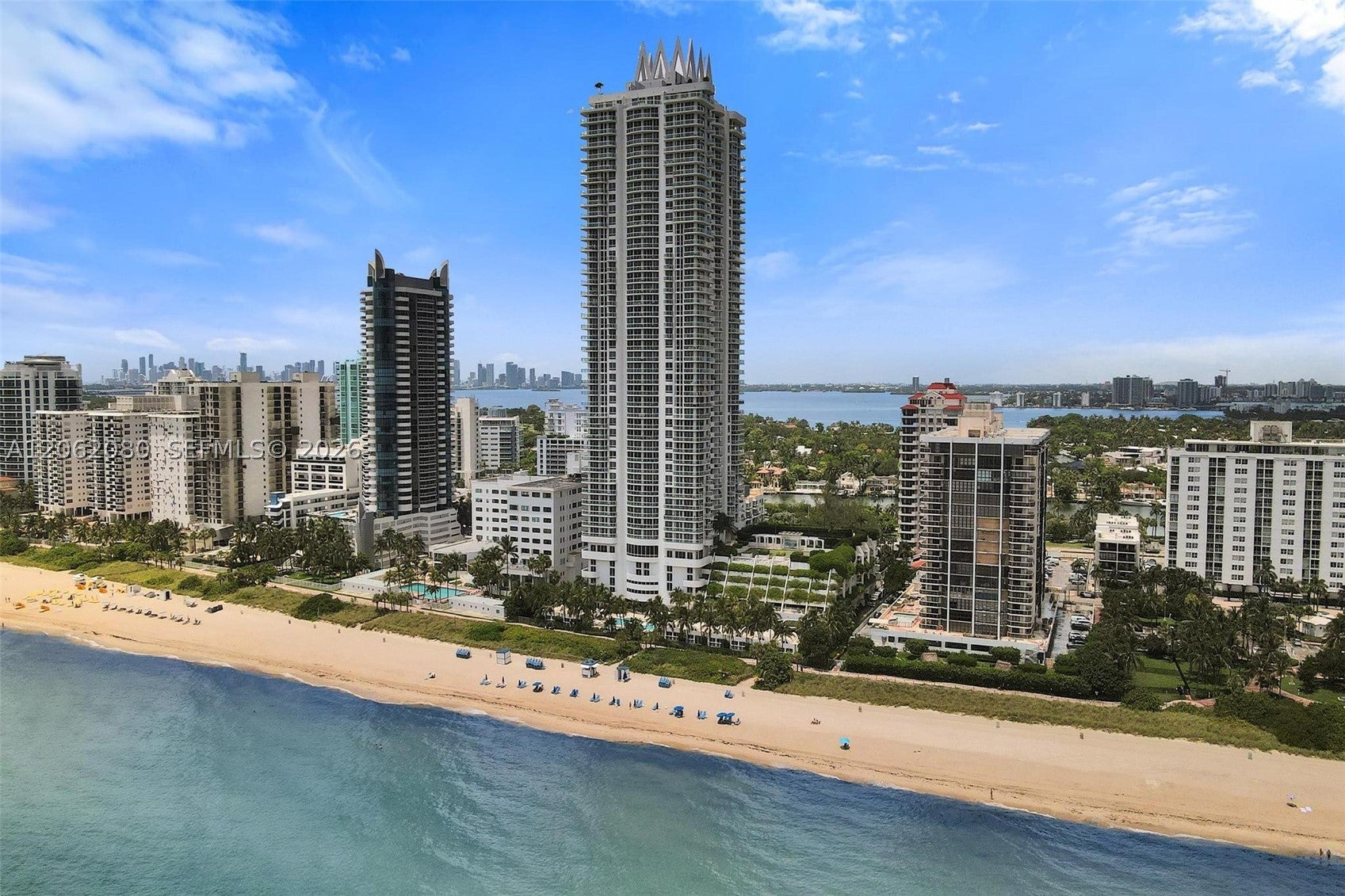 6365 Collins Ave 3002