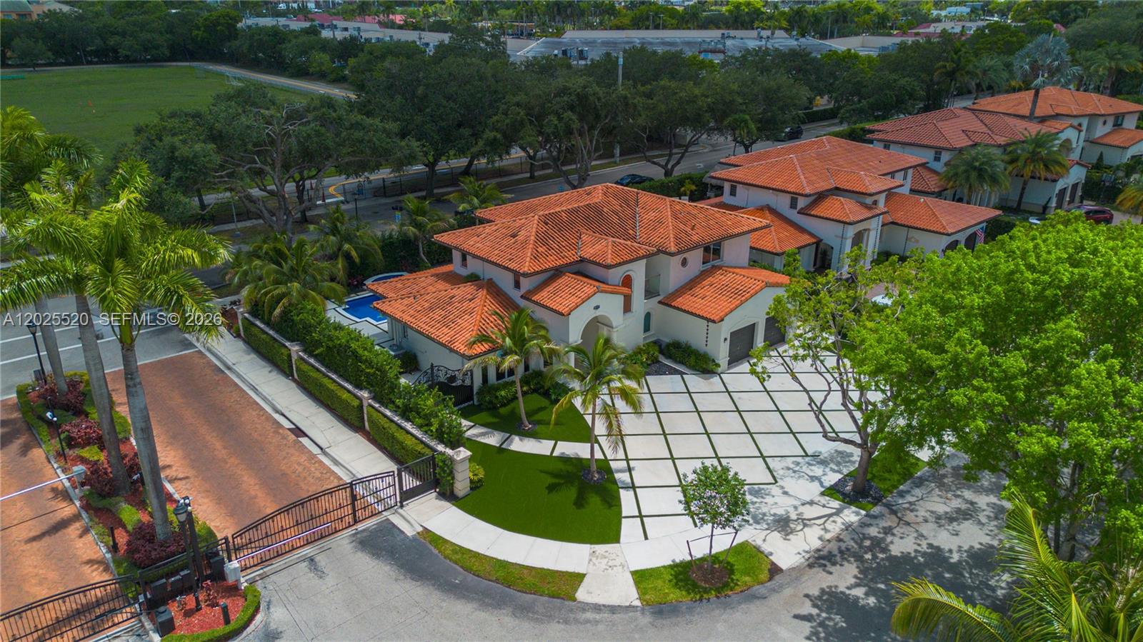 SILVERCEST LAKE ESTATES 1 - Residential