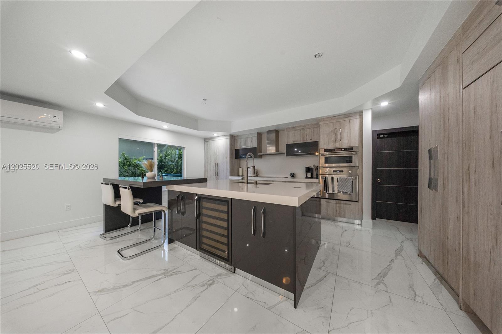 SILVERCEST LAKE ESTATES 1 - Residential