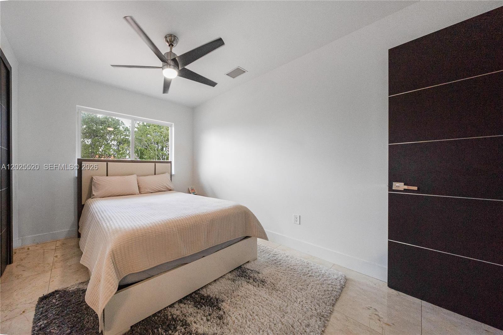 SILVERCEST LAKE ESTATES 1 - Residential