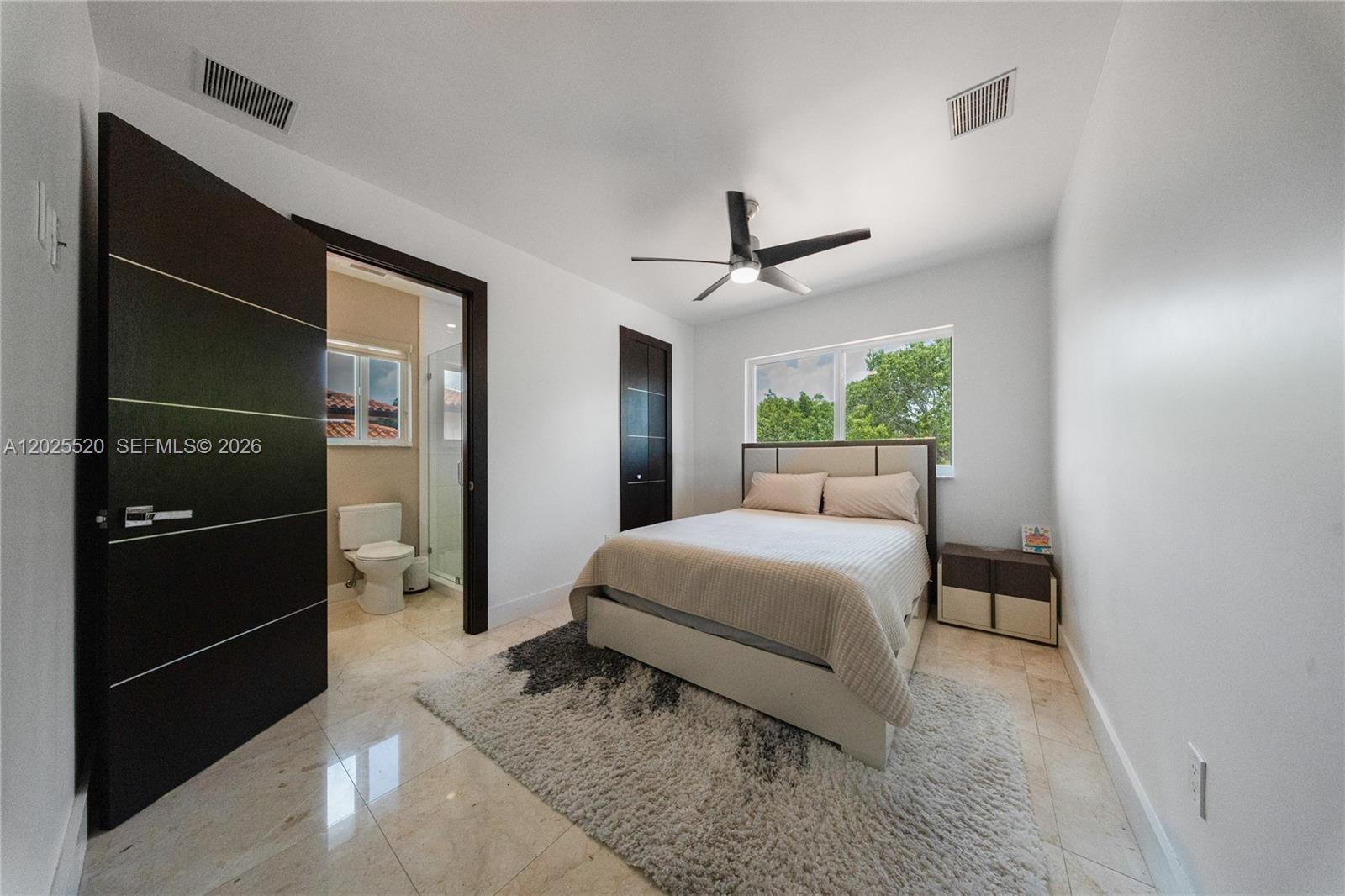 SILVERCEST LAKE ESTATES 1 - Residential