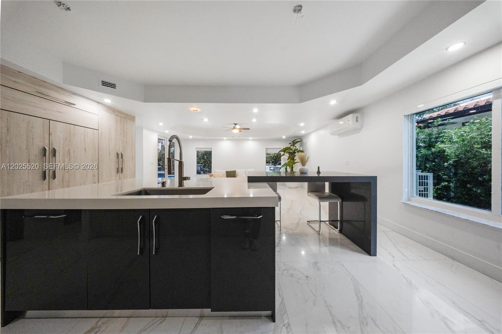 SILVERCEST LAKE ESTATES 1 - Residential