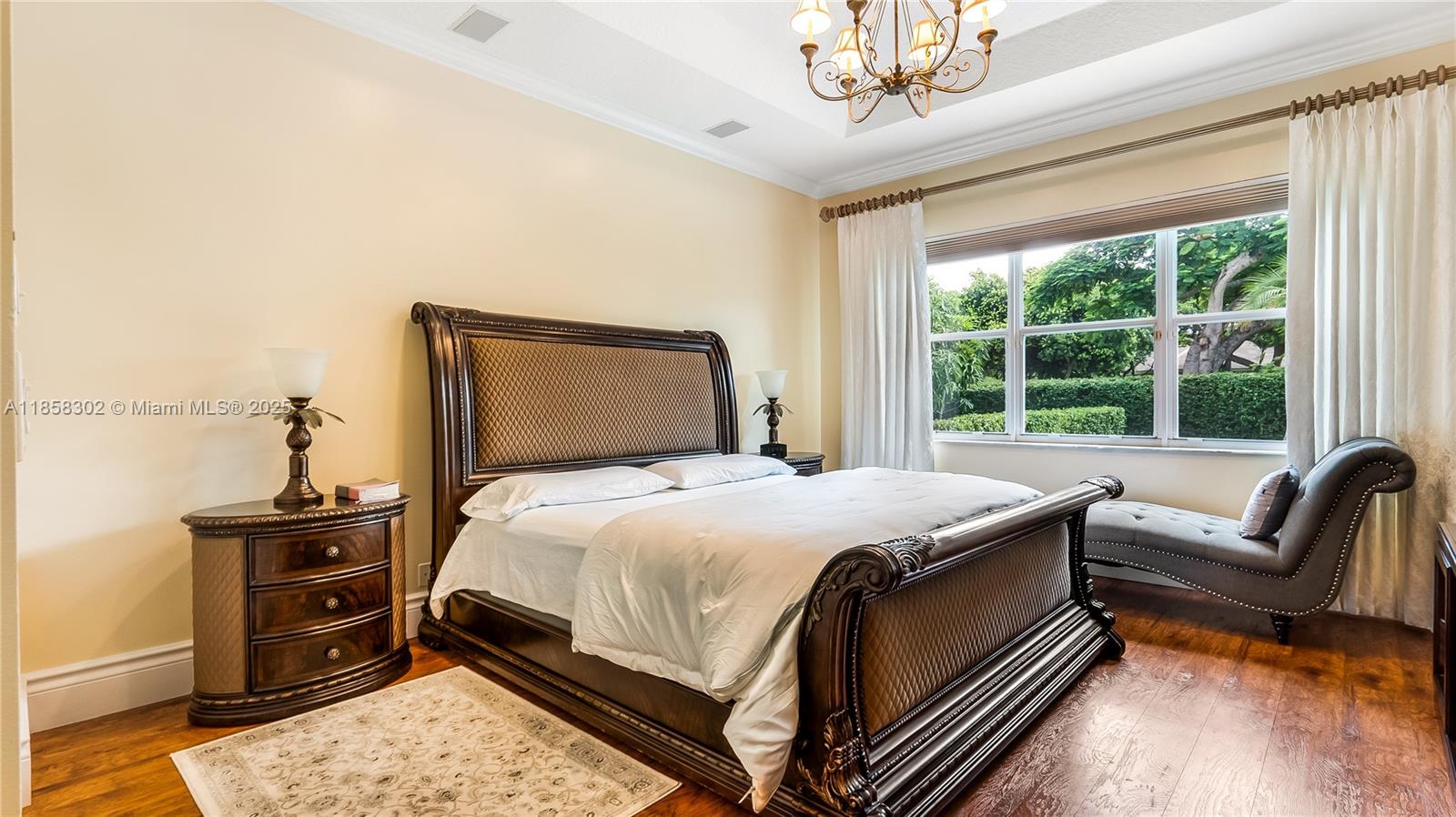 KENSINGTON - Residential