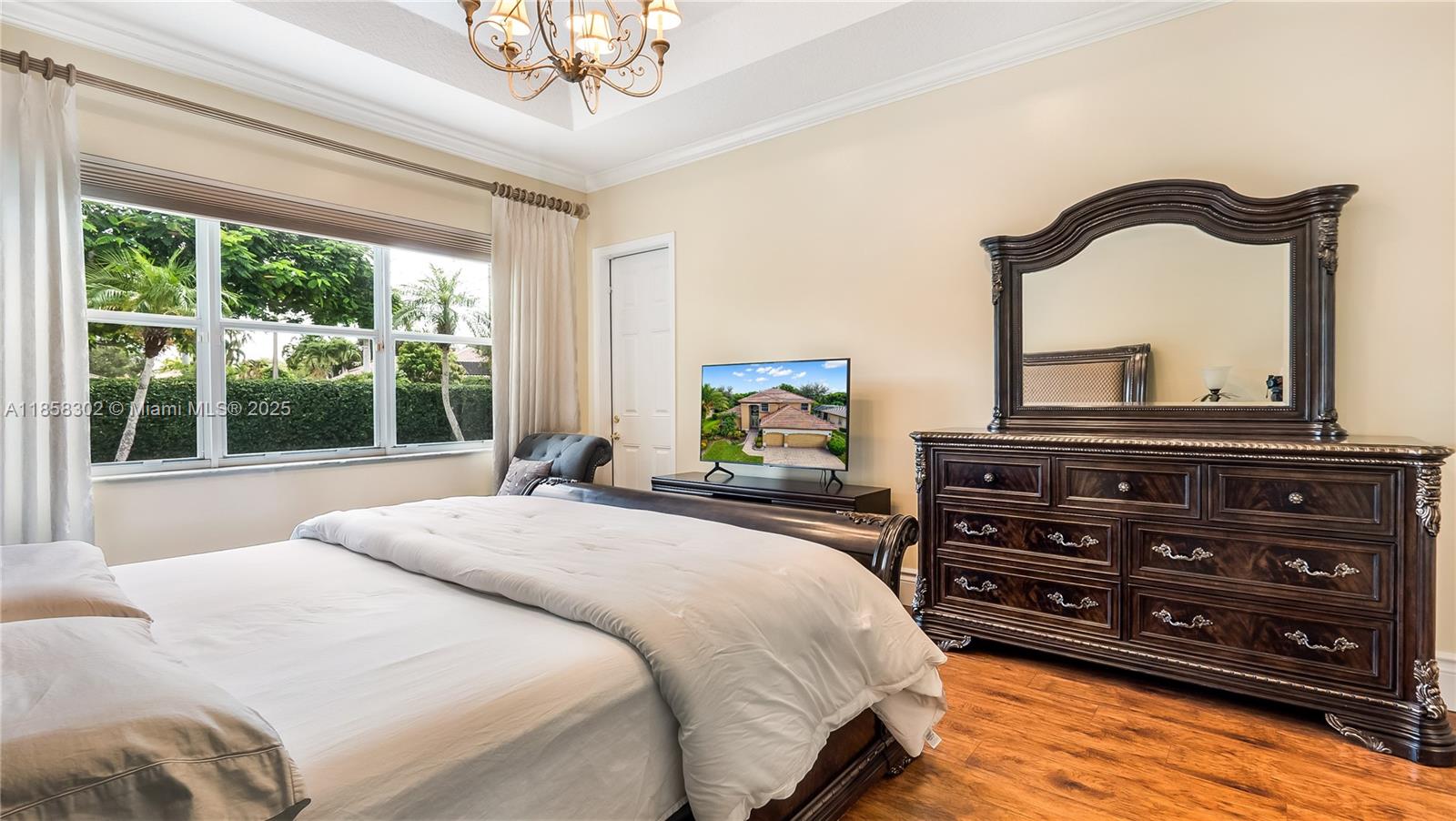 KENSINGTON - Residential