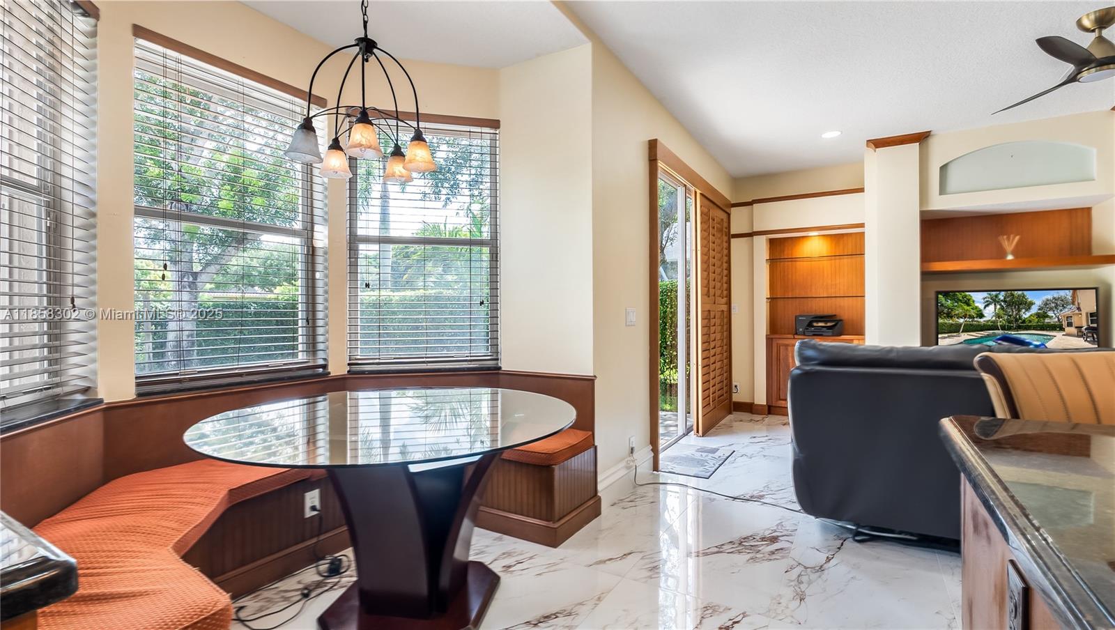 KENSINGTON - Residential