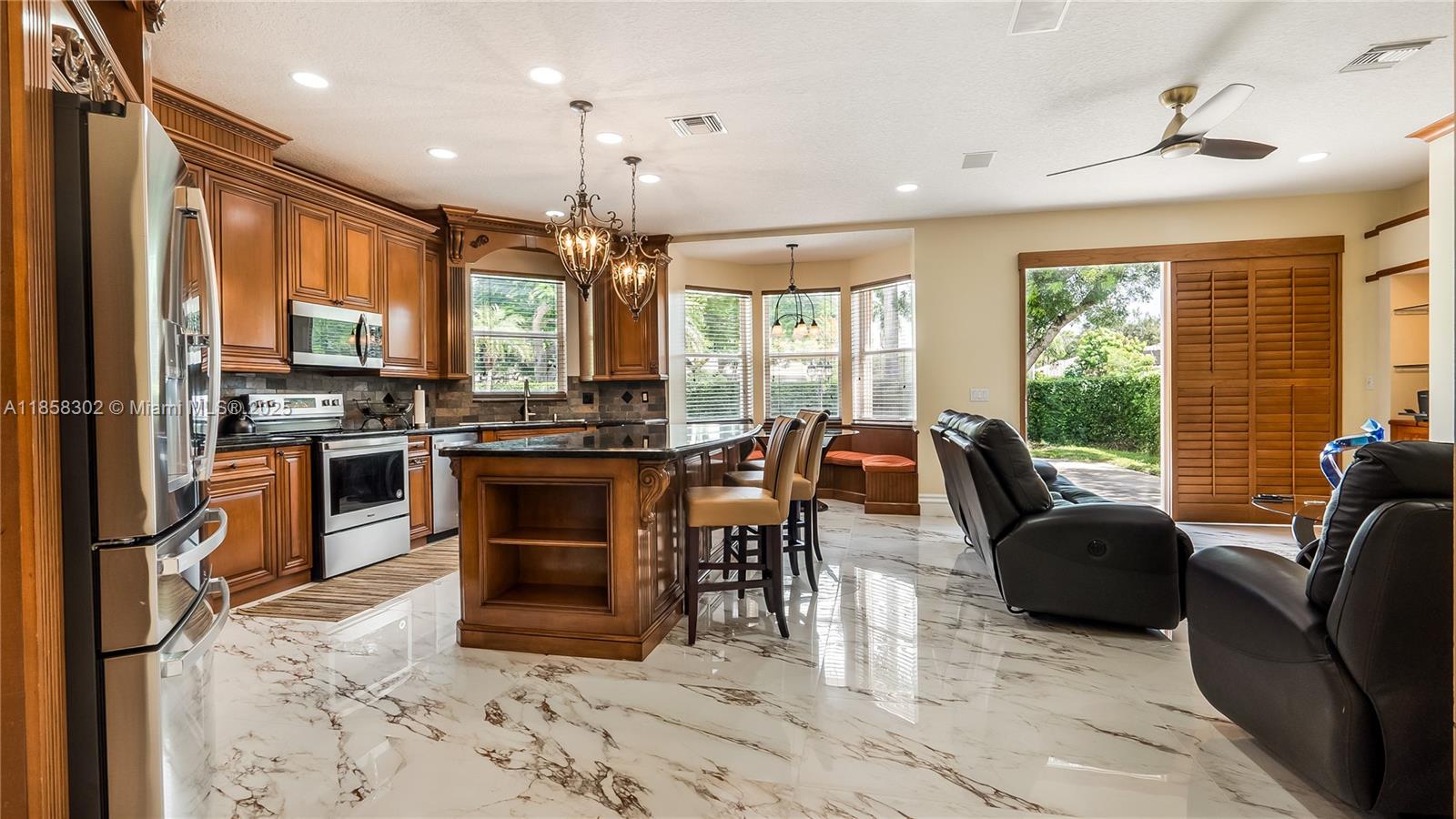 KENSINGTON - Residential