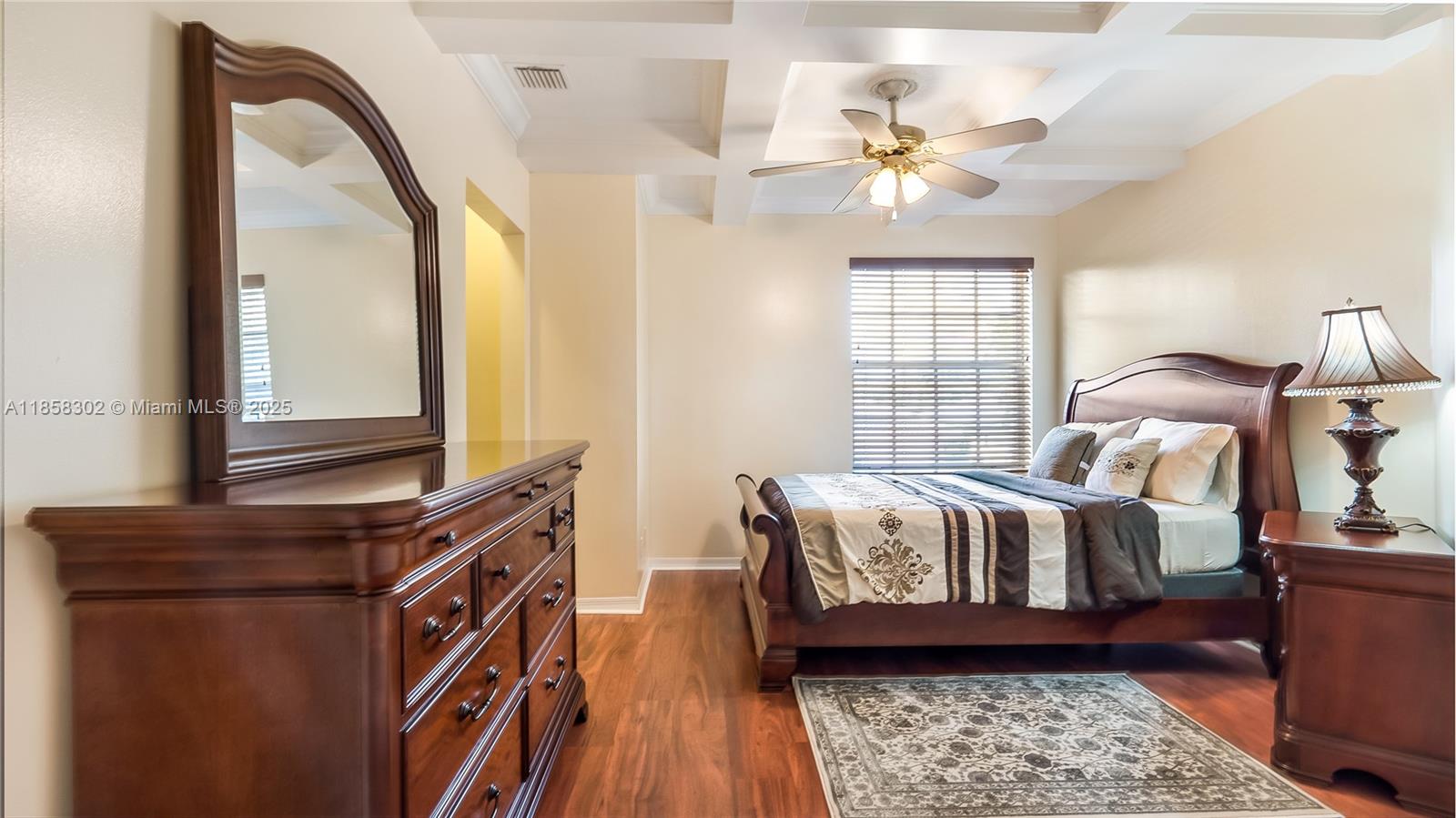 KENSINGTON - Residential