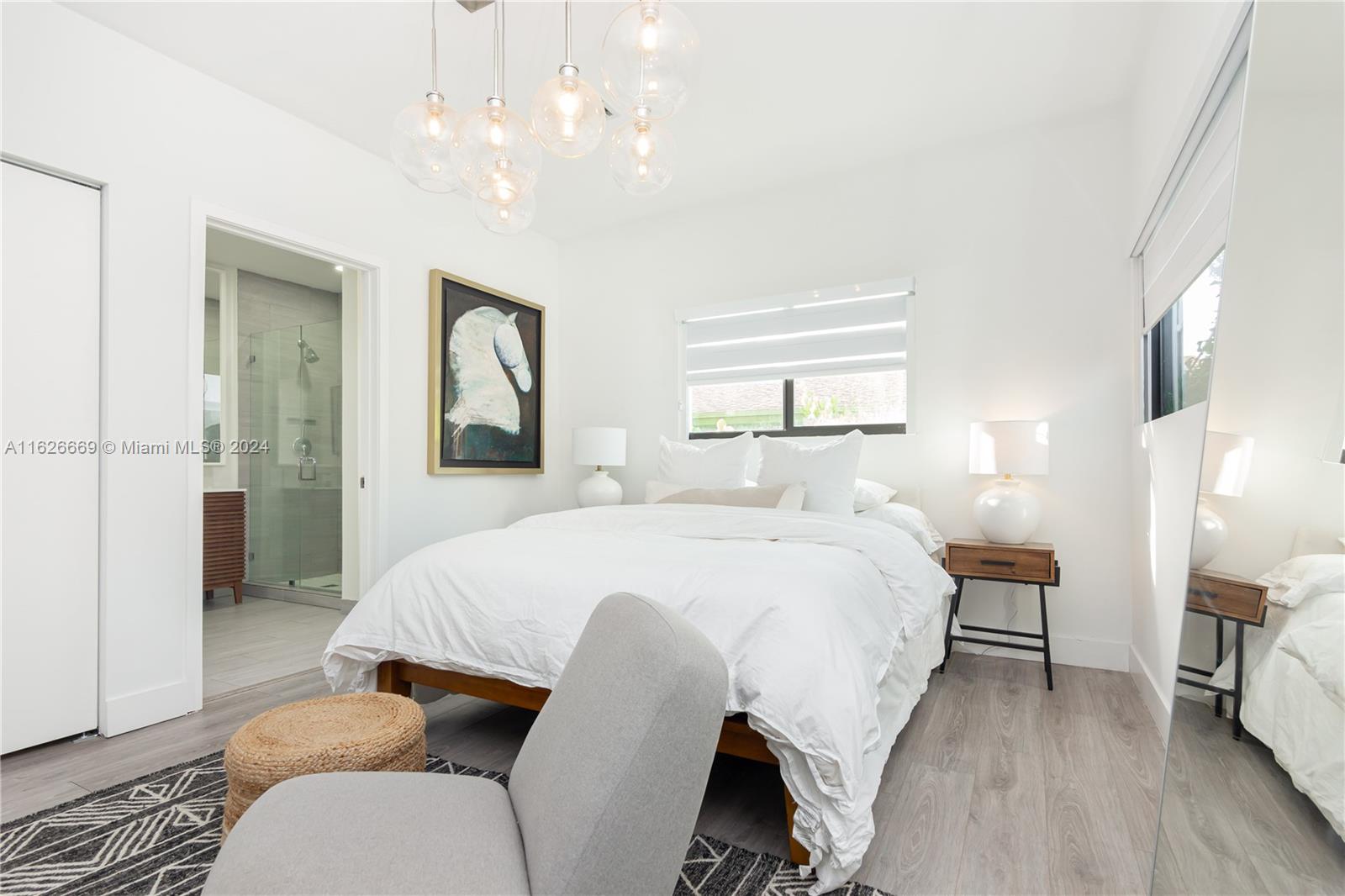 ARCHWOOD AMD PLAT - Residential Lease