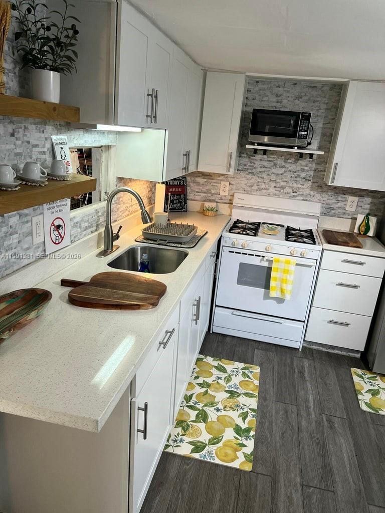 SEXTON COVES ESTATES - Residential