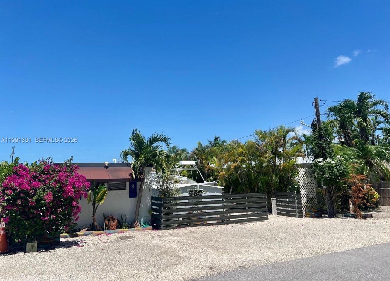 SEXTON COVES ESTATES - Residential