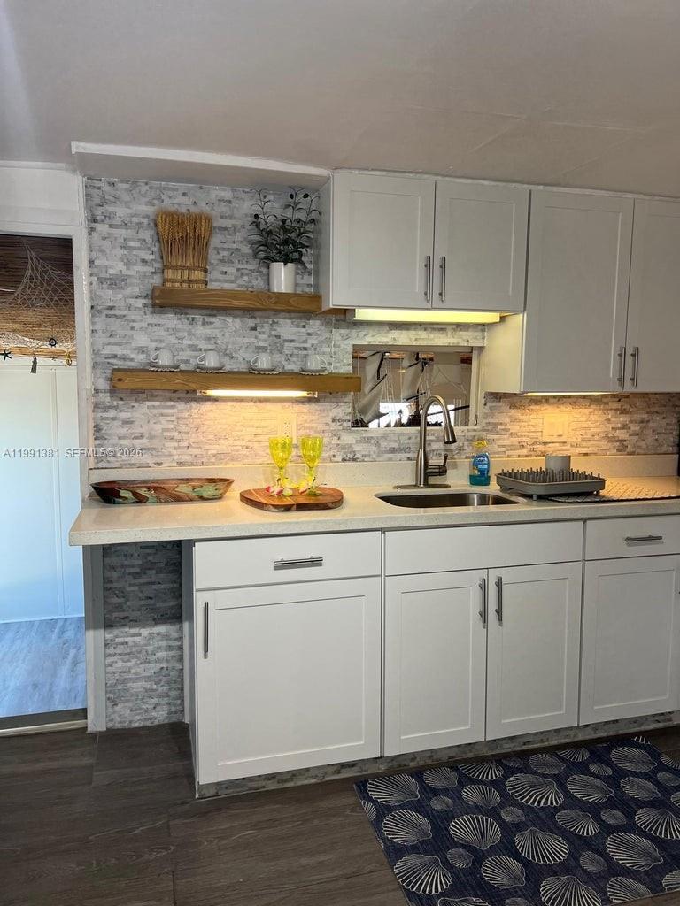 SEXTON COVES ESTATES - Residential