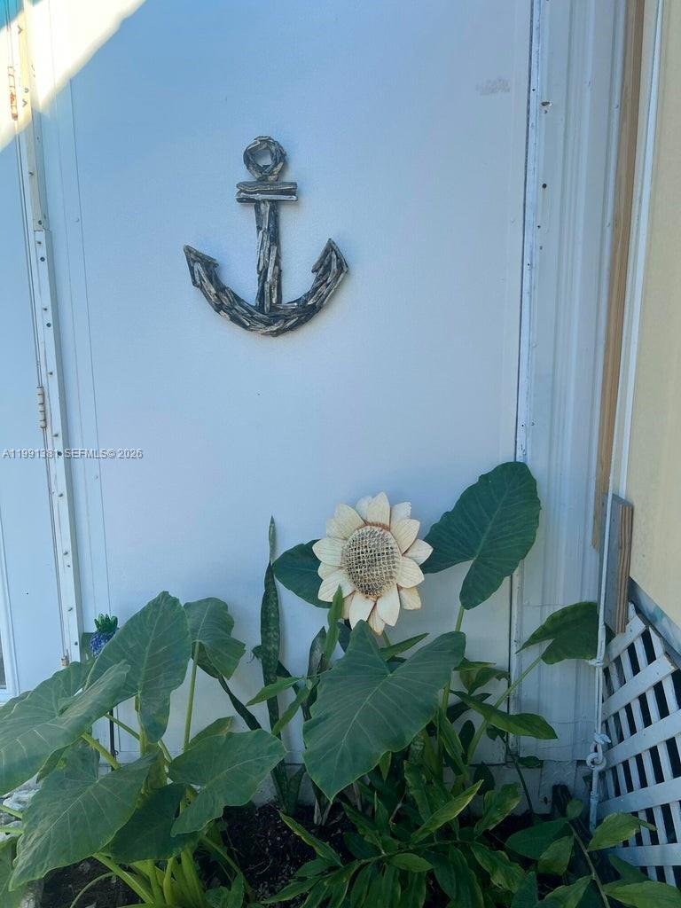 SEXTON COVES ESTATES - Residential