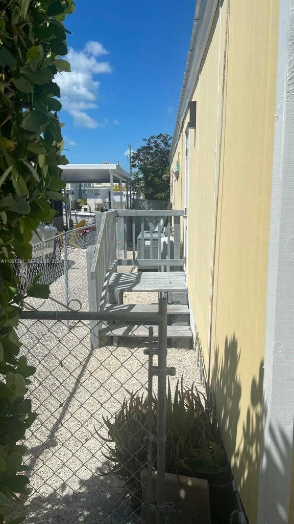 SEXTON COVES ESTATES - Residential