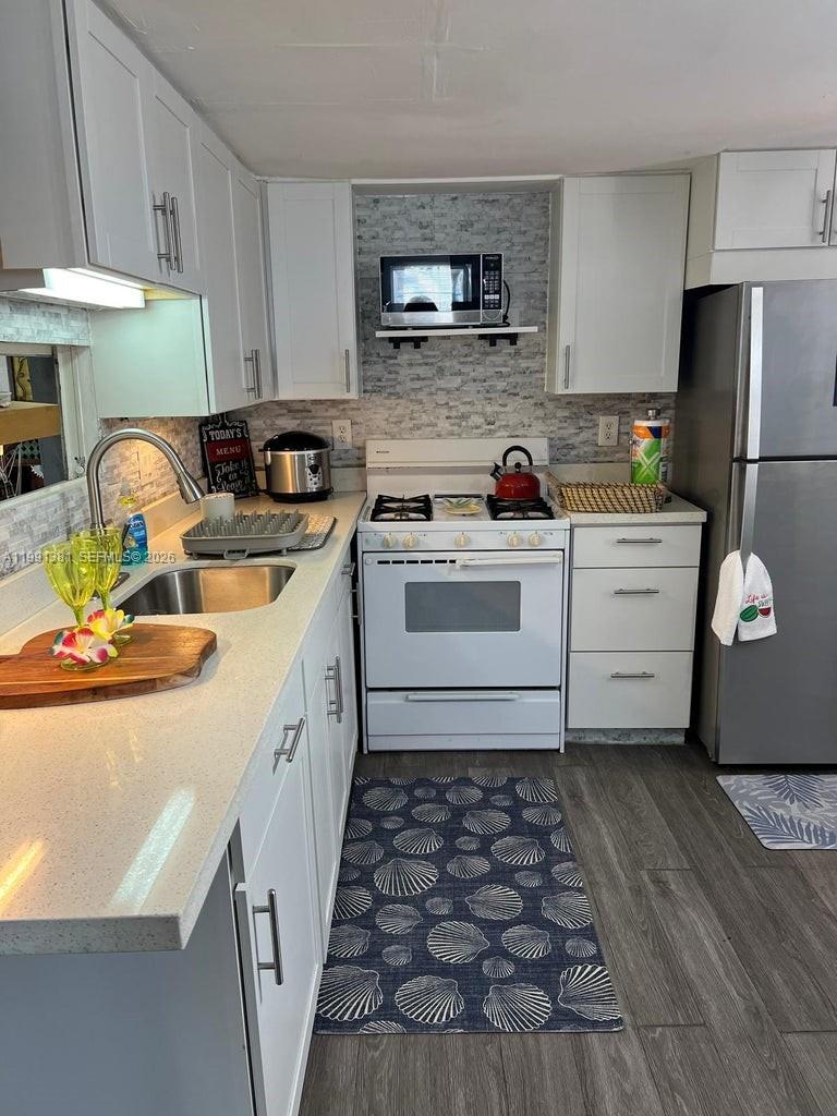 SEXTON COVES ESTATES - Residential