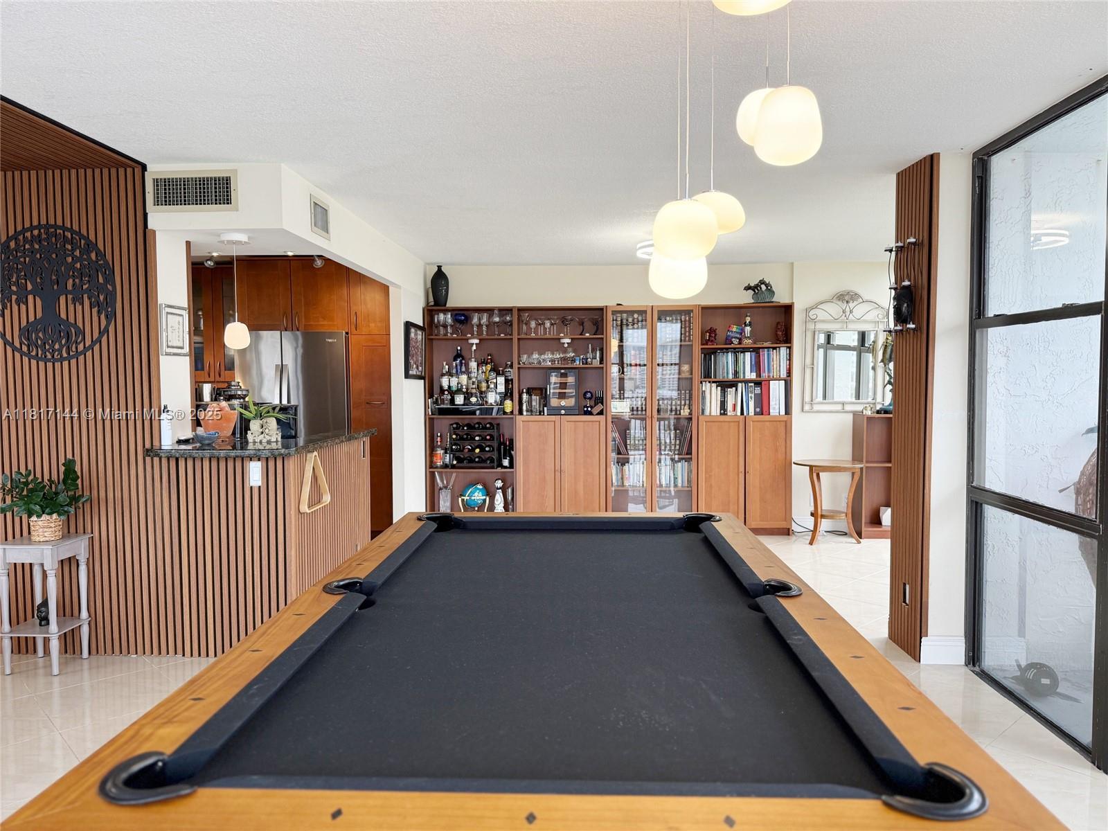 OCEANVIEW PARK CONDO - Residential Lease