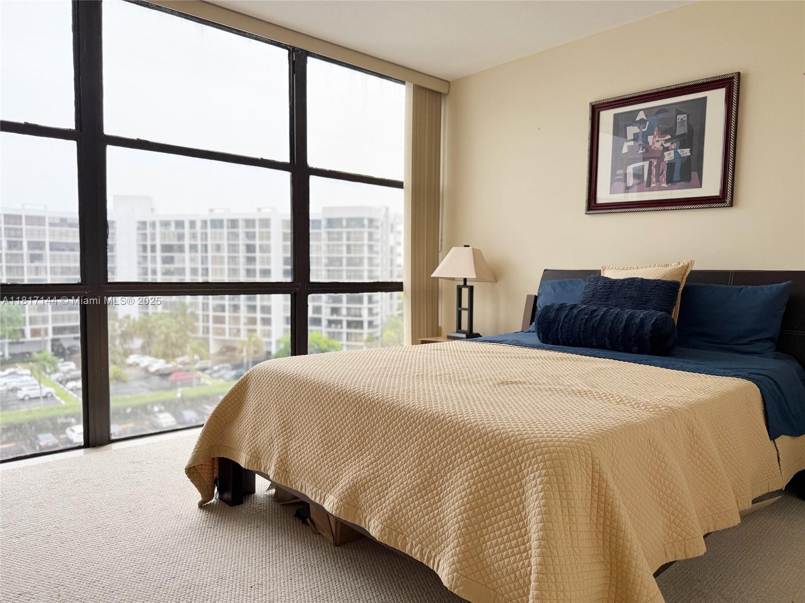 OCEANVIEW PARK CONDO - Residential Lease