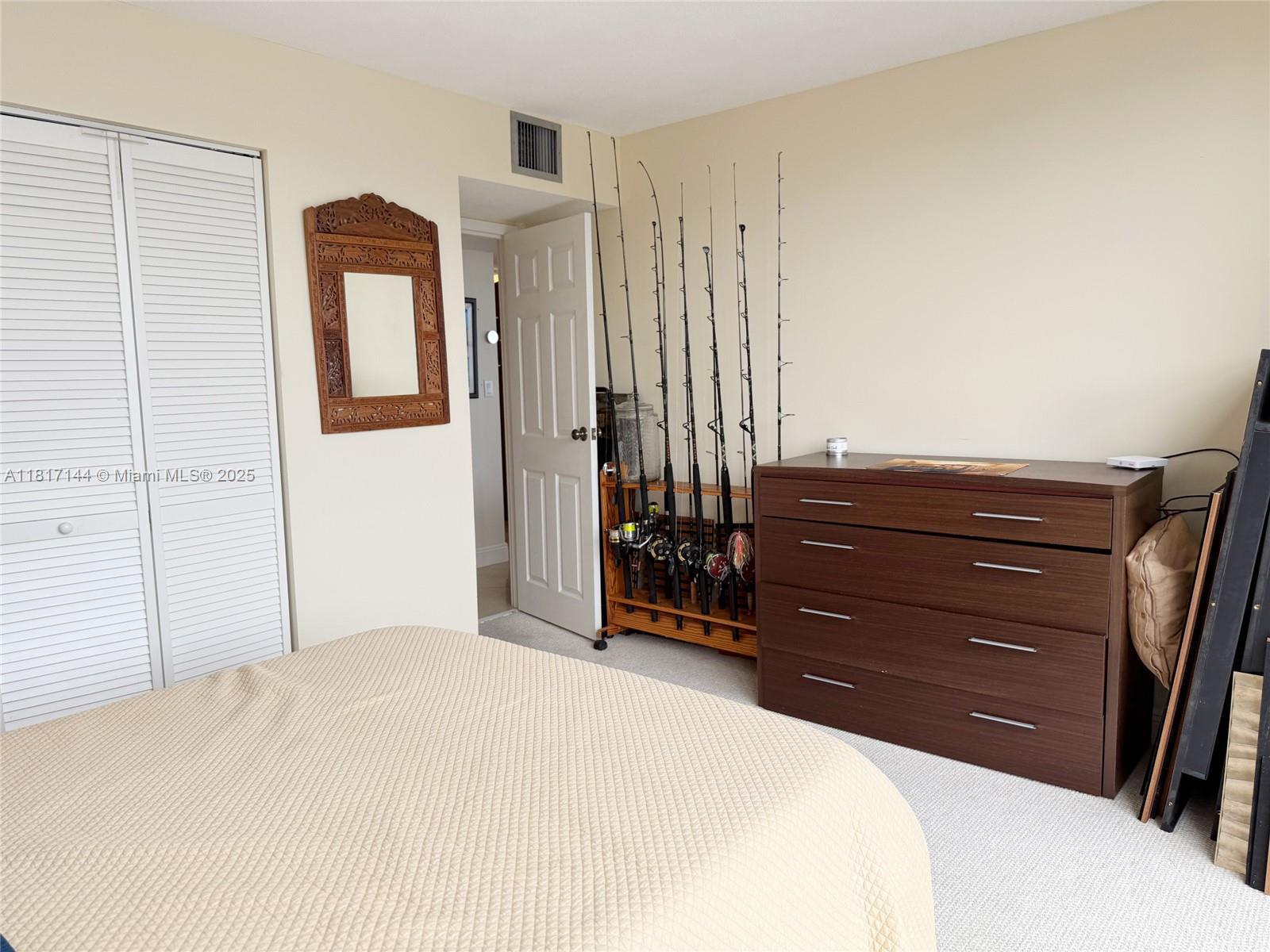 OCEANVIEW PARK CONDO - Residential Lease