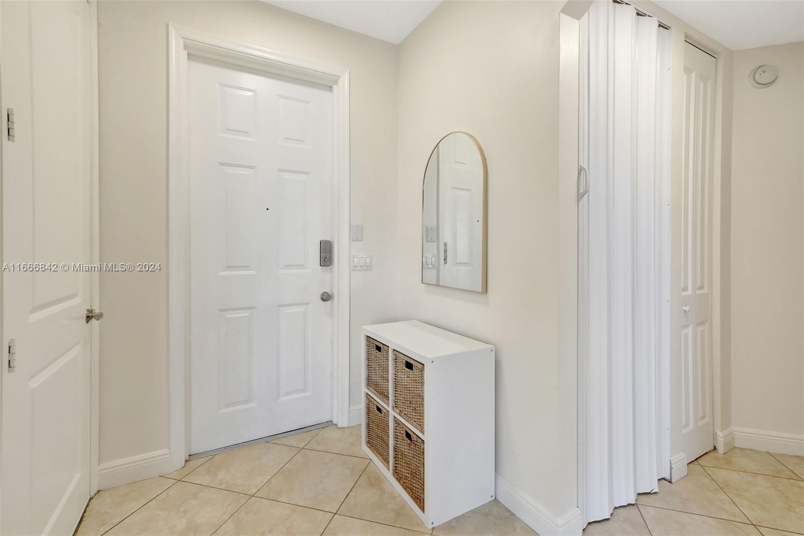 VILLA FLORA CONDO - Residential