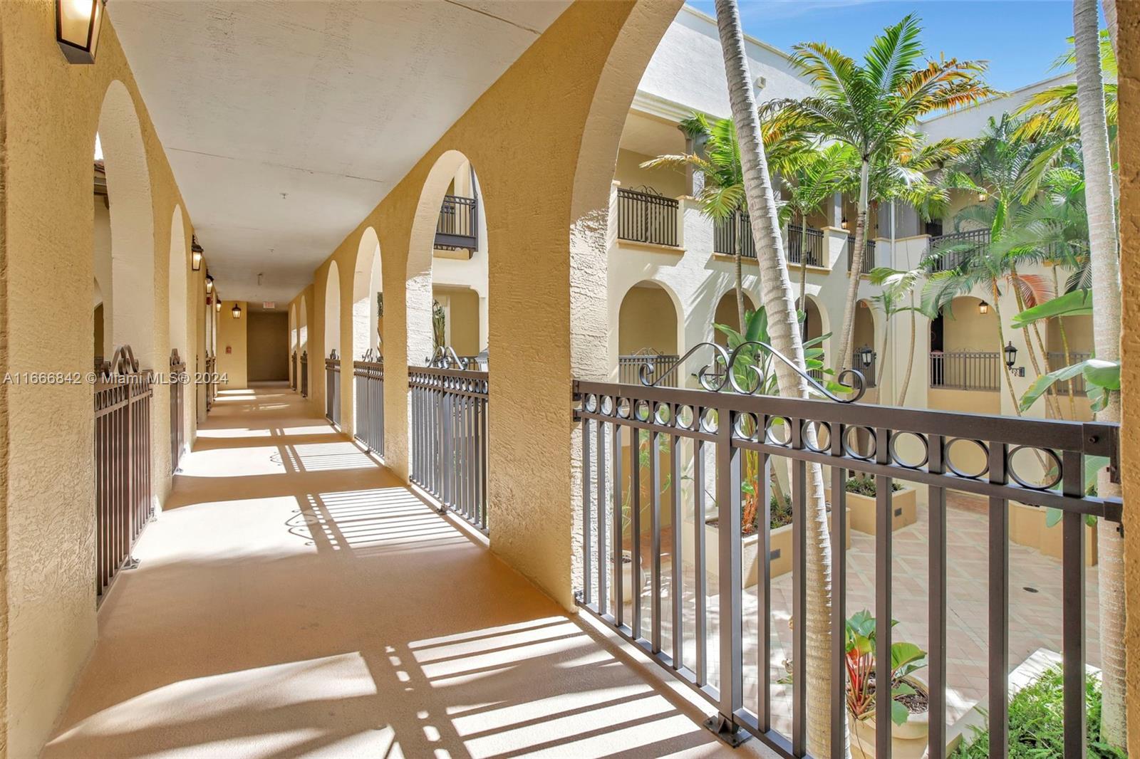 VILLA FLORA CONDO - Residential