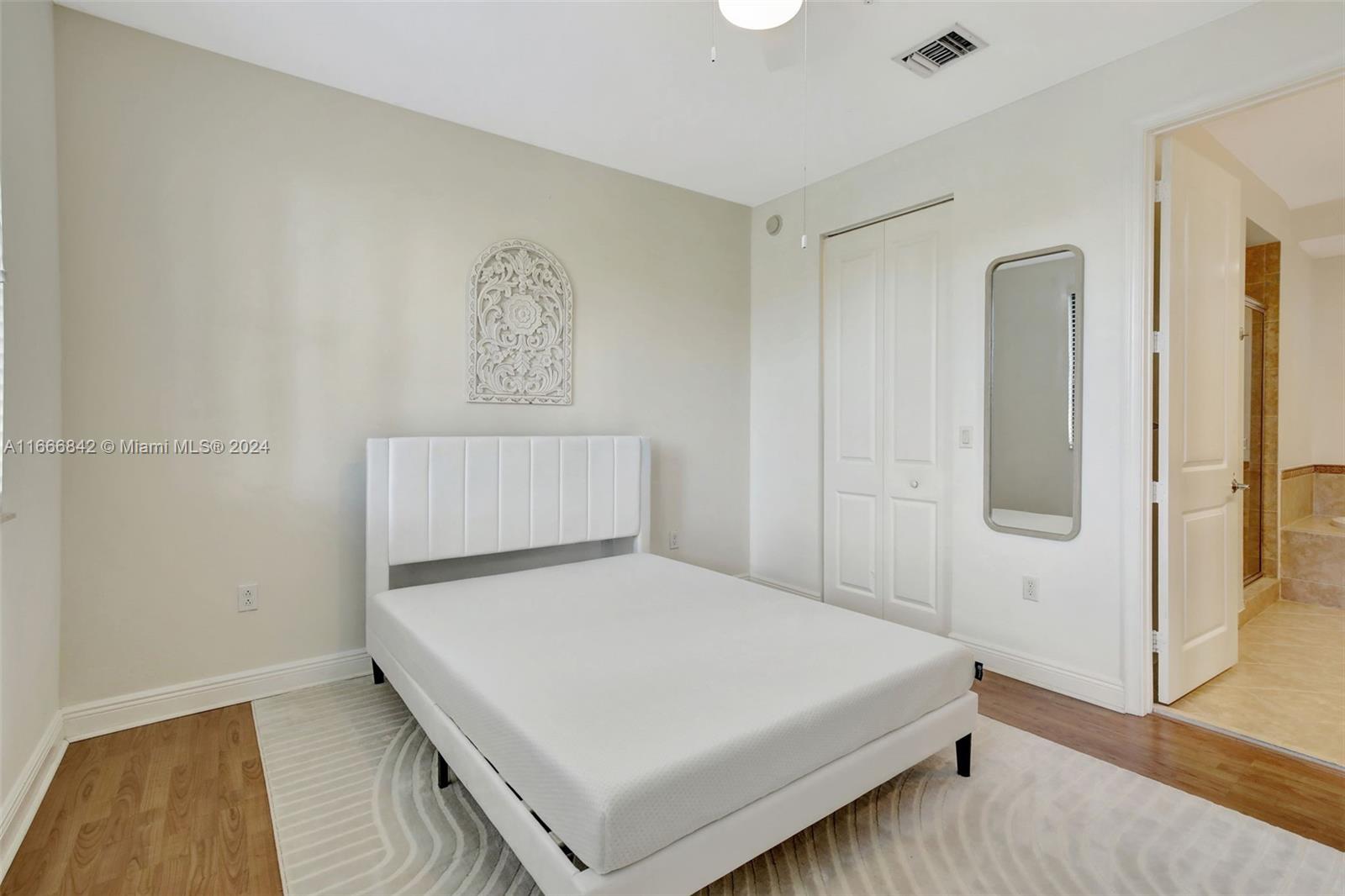 VILLA FLORA CONDO - Residential