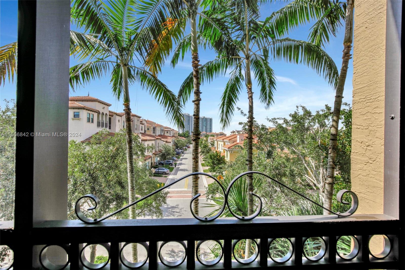 VILLA FLORA CONDO - Residential