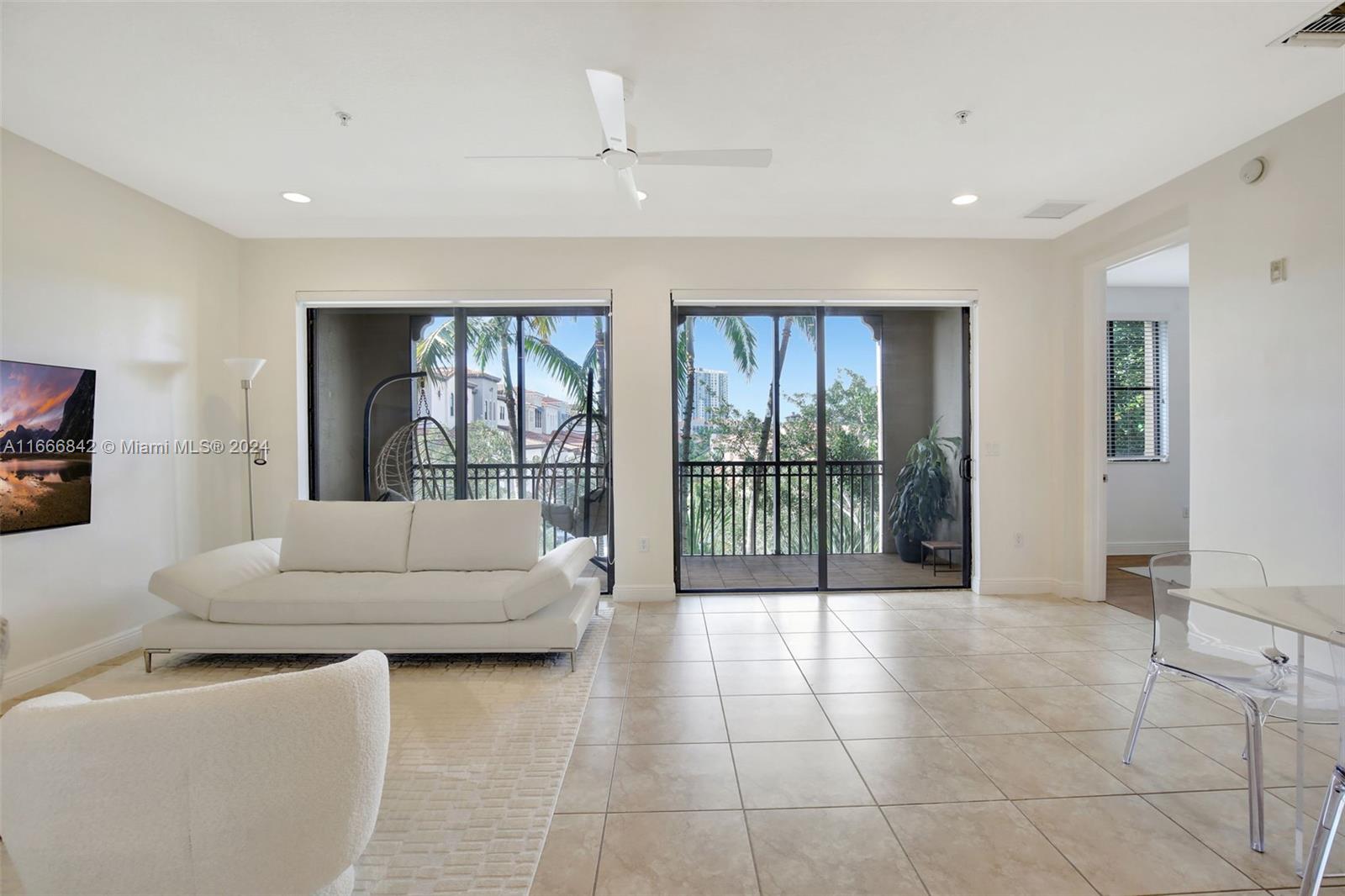 VILLA FLORA CONDO - Residential