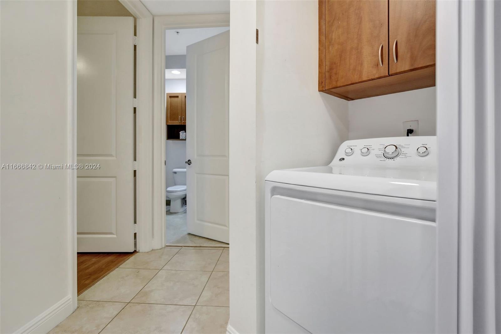 VILLA FLORA CONDO - Residential