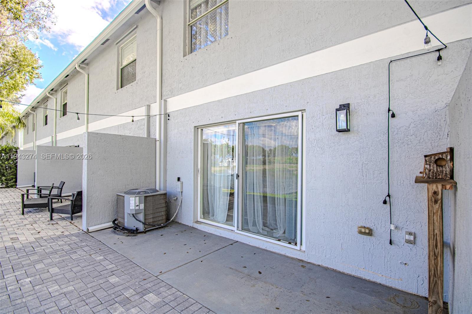 SIERRA PALMS - Residential