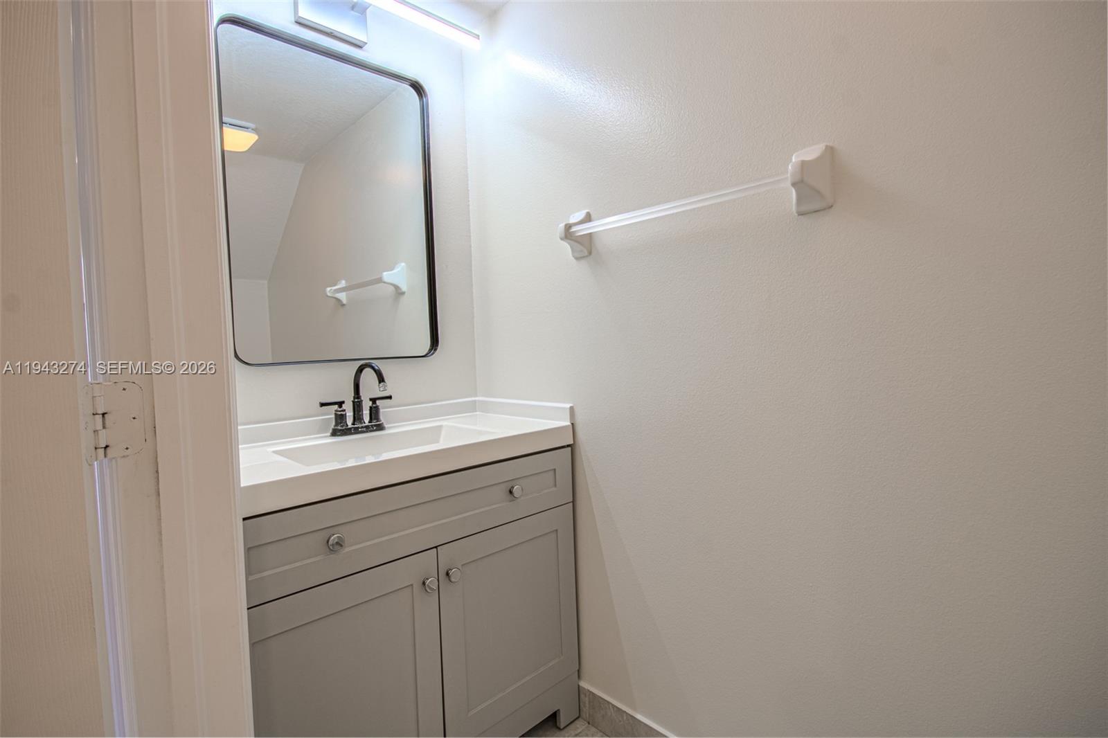 SIERRA PALMS - Residential