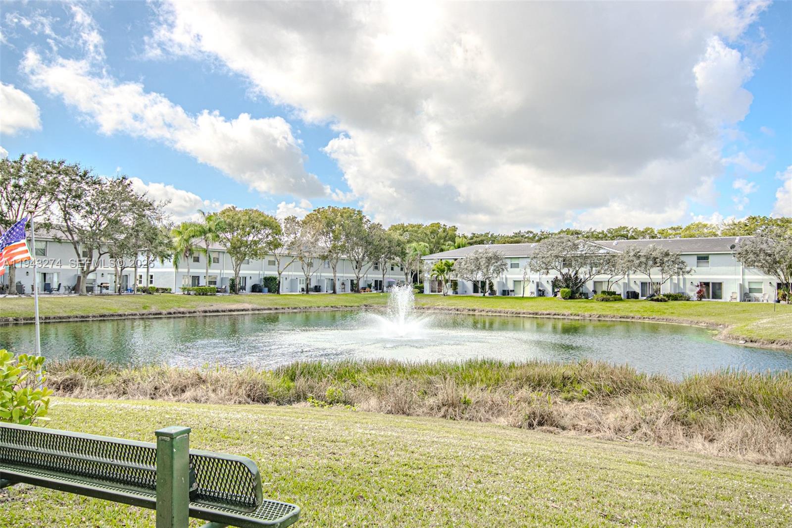 SIERRA PALMS - Residential