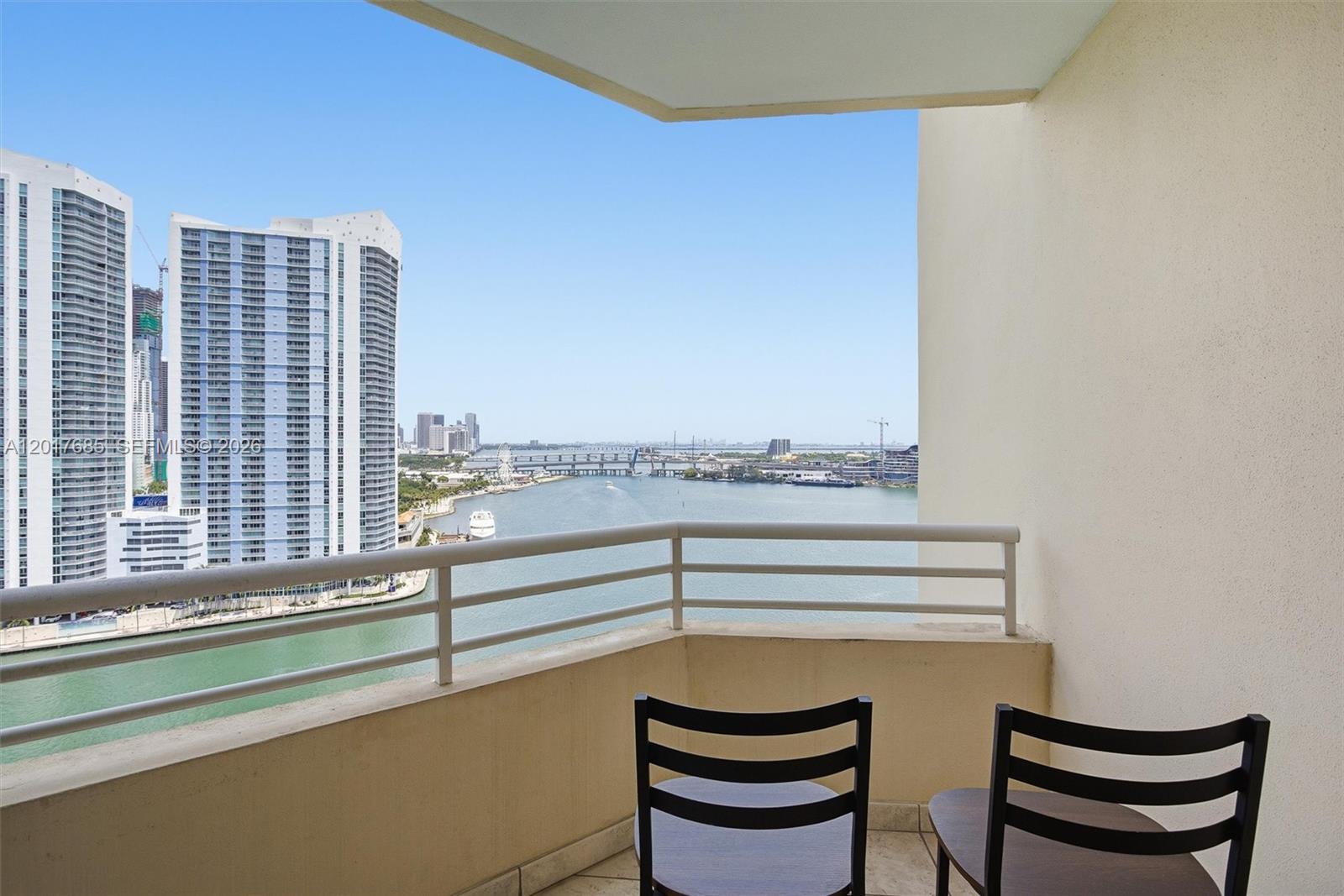 888 Brickell Key Dr 2010