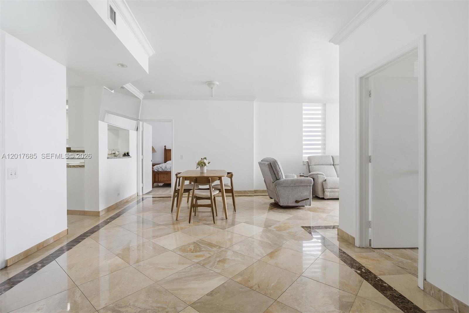 888 Brickell Key Dr 2010